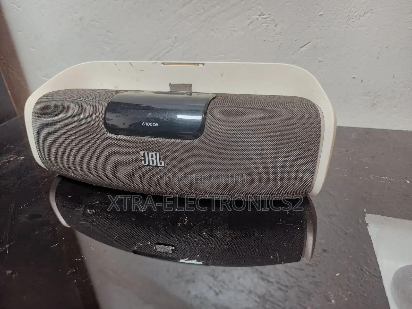 Original JBL Onbeat Wireless Speaker Dock Alarm Clock