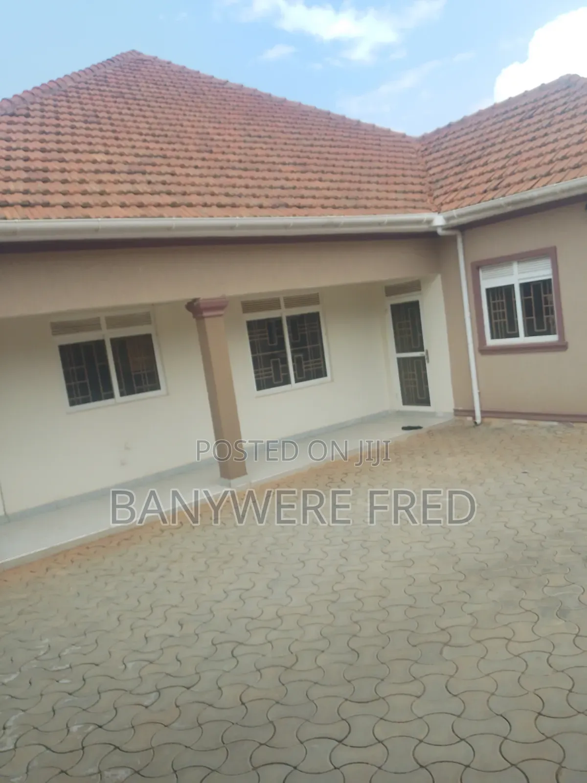 Furnished 3bdrm Bungalow in Mbalwa Police, Kira for sale