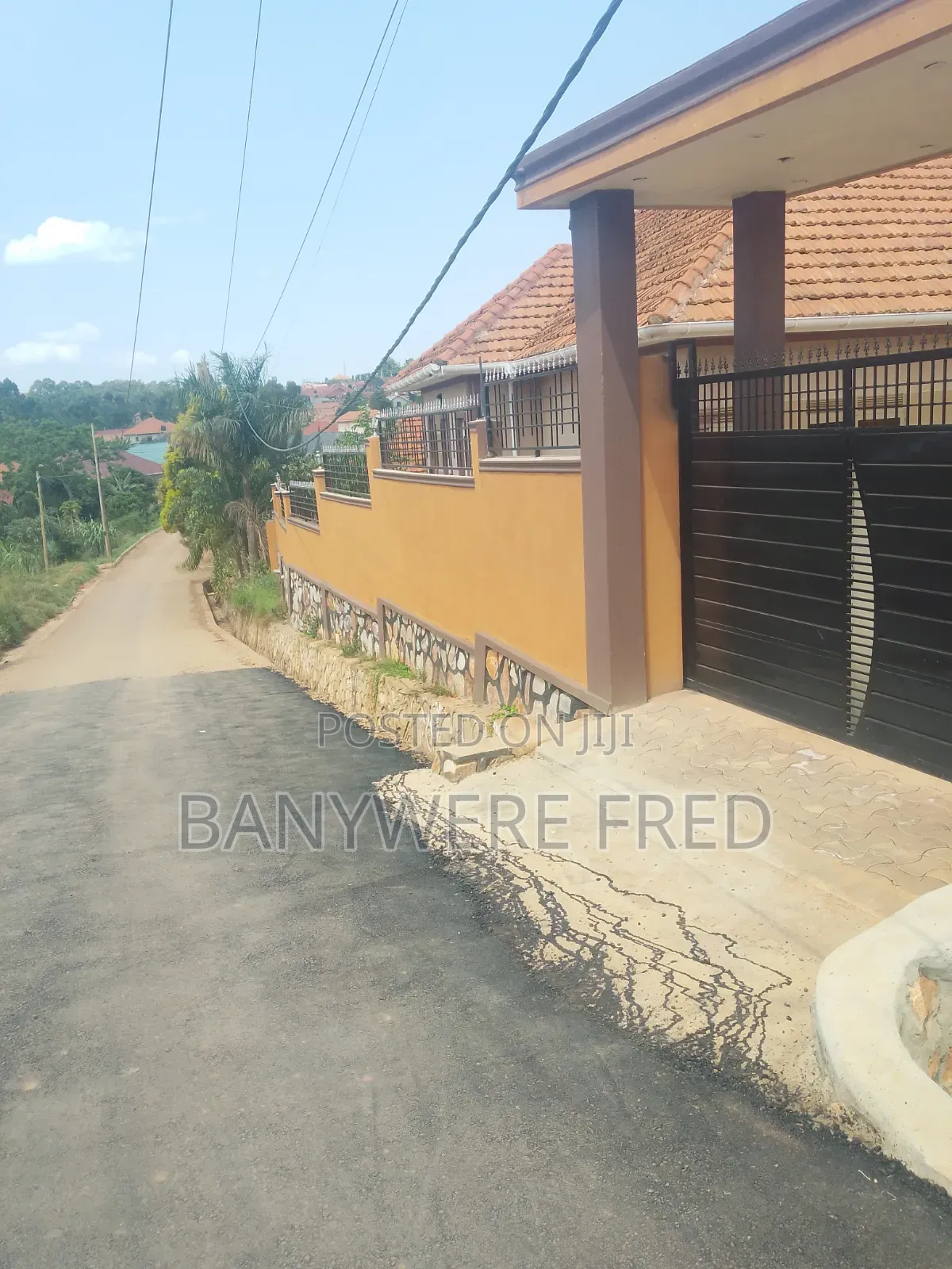Furnished 3bdrm Bungalow in Mbalwa Police, Kira for sale