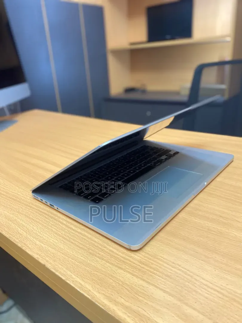 Laptop Apple MacBook Pro 2013 16GB Intel Core i7 SSD 512GB