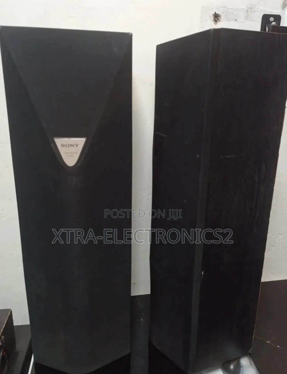 Sony Ss-T471 3-Way Tower Floorstanding Speakers With 10-Inch Woofers