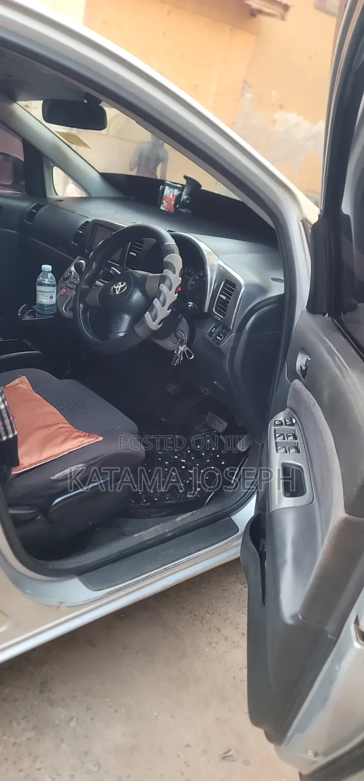 Toyota Wish 2005 Gray