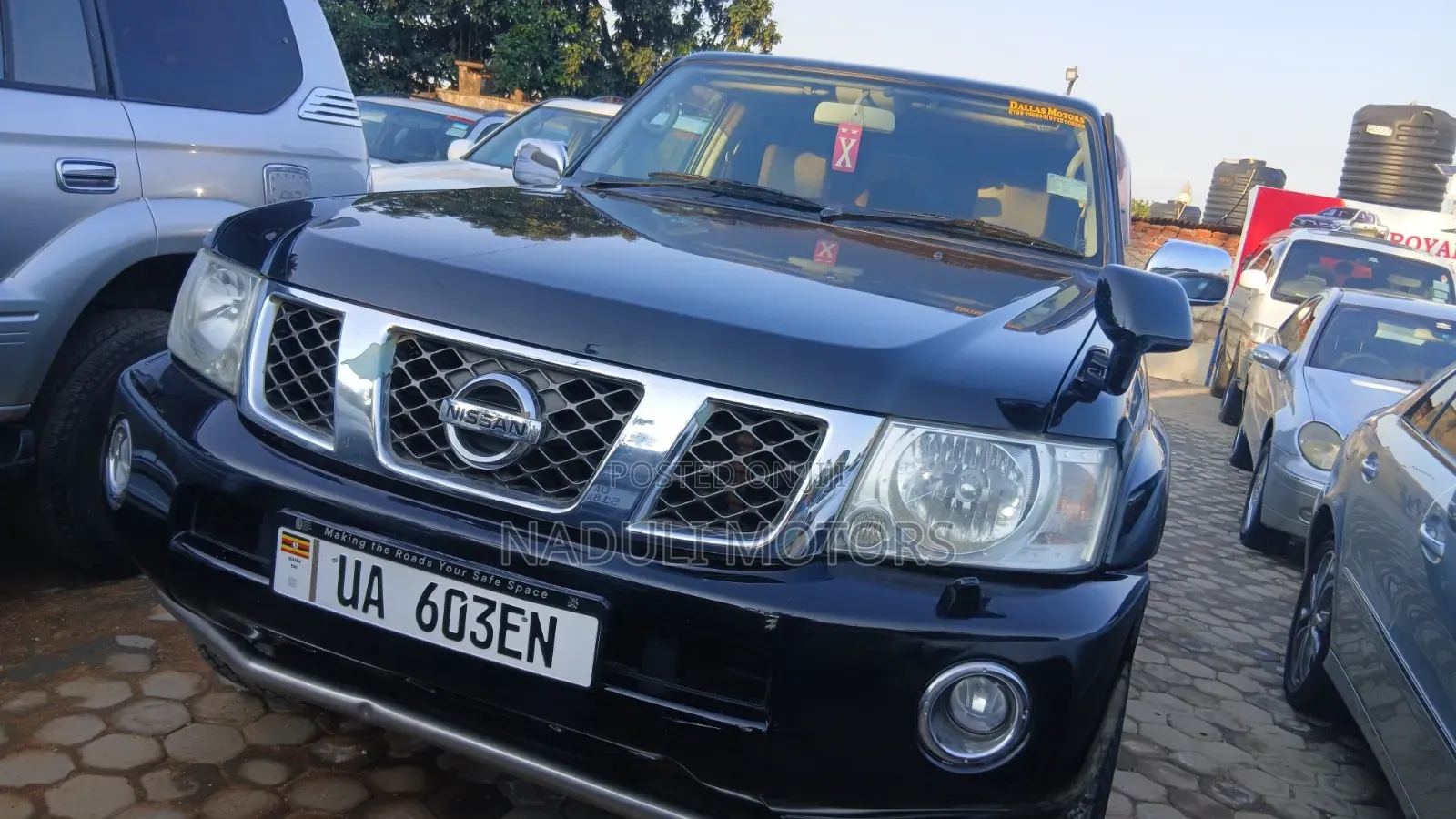 Nissan Patrol 2012 Black