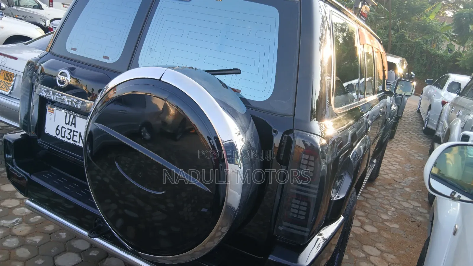 Nissan Patrol 2012 Black