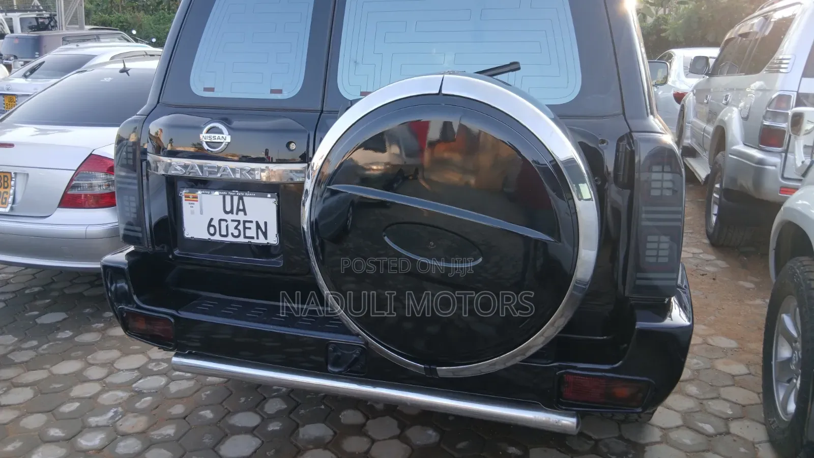 Nissan Patrol 2012 Black