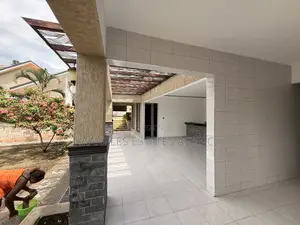 5bdrm House in Bugolobi, Central Division for sale