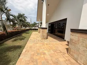5bdrm House in Bugolobi, Central Division for sale