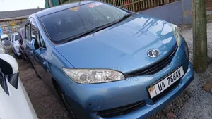Toyota Wish 2012 Blue