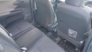 Toyota Wish 2012 Blue