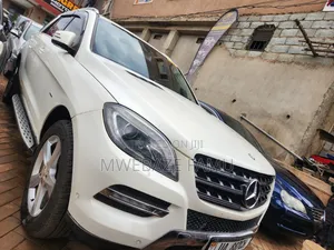 Mercedes-Benz M Class 2013 White