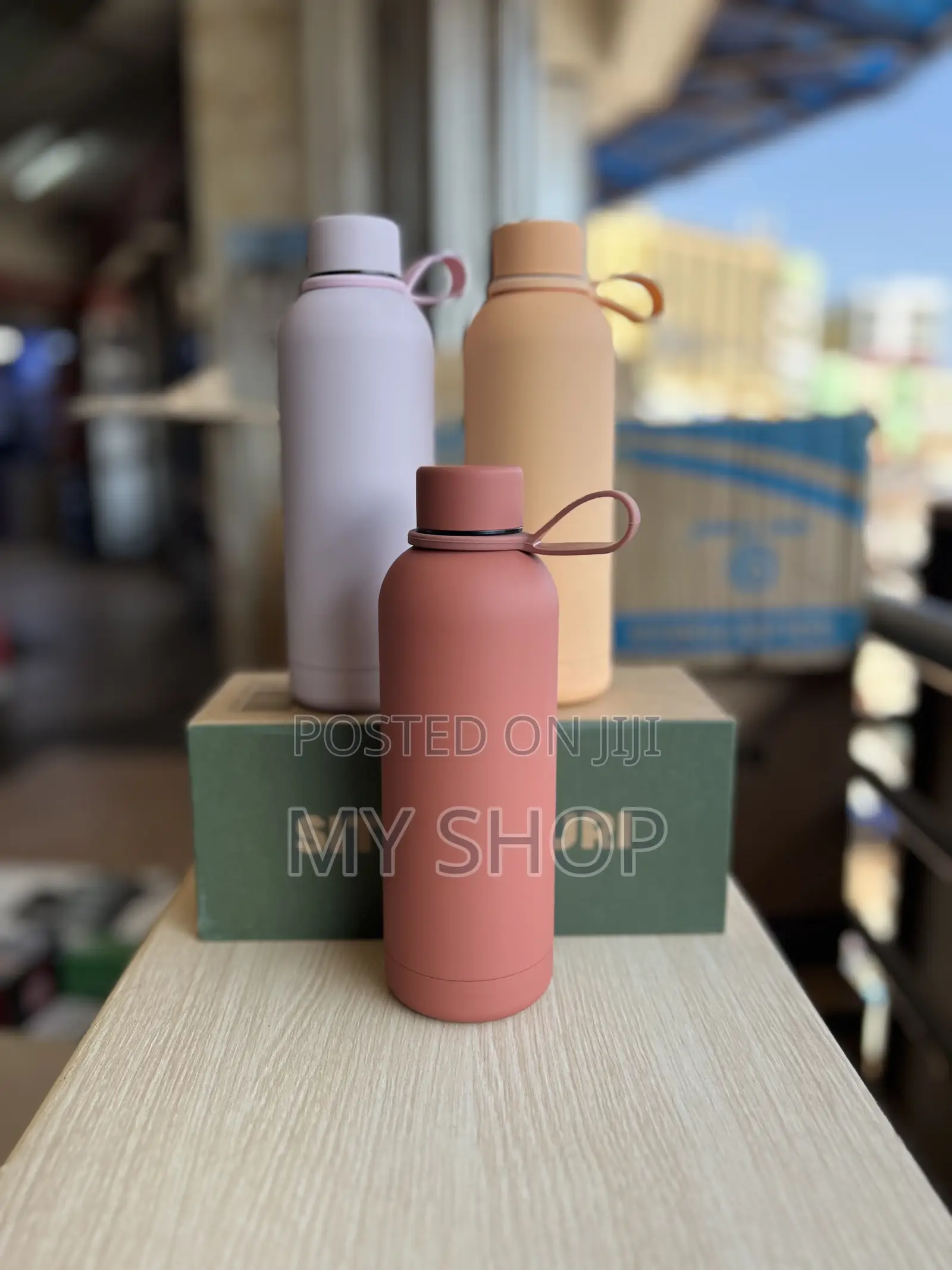 500ml Stainless Steel Vacuum Bottle With Silicone Grip