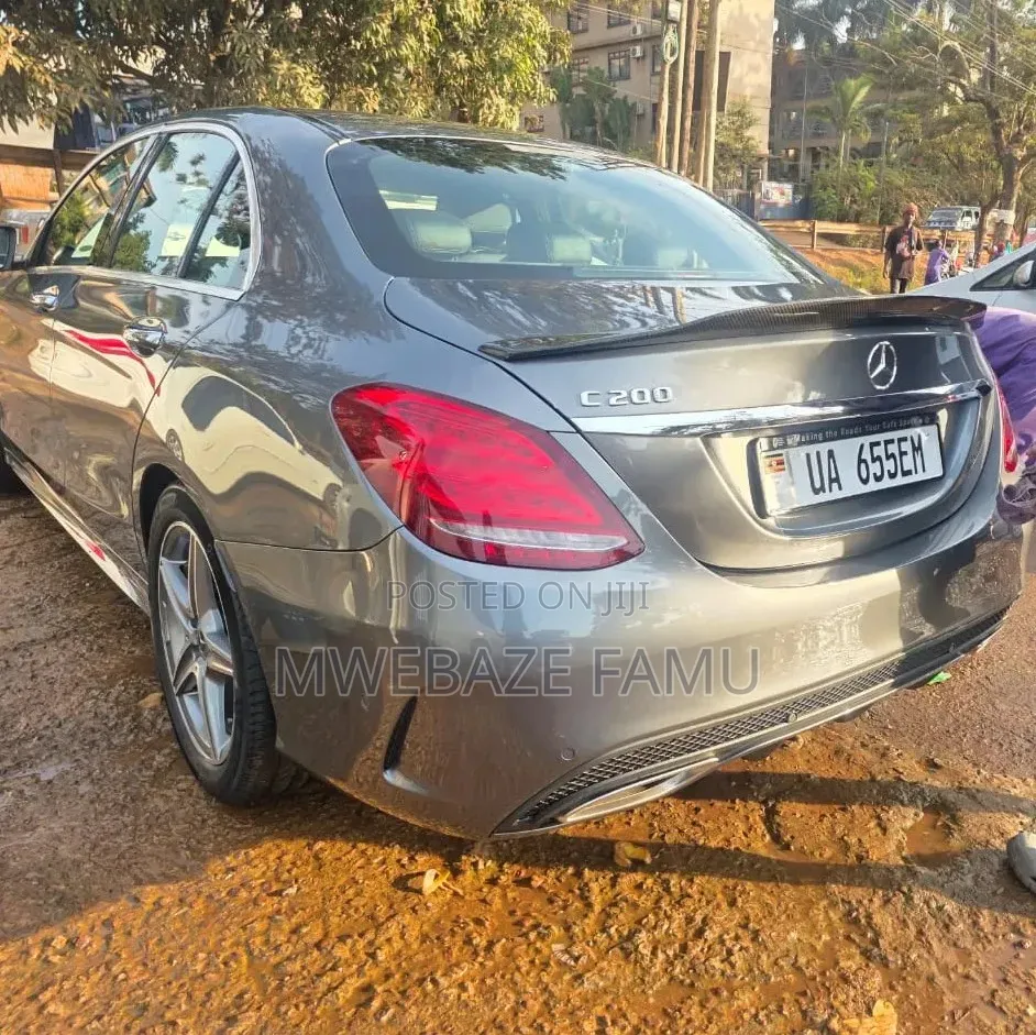 Mercedes-Benz C200 2016 Gray