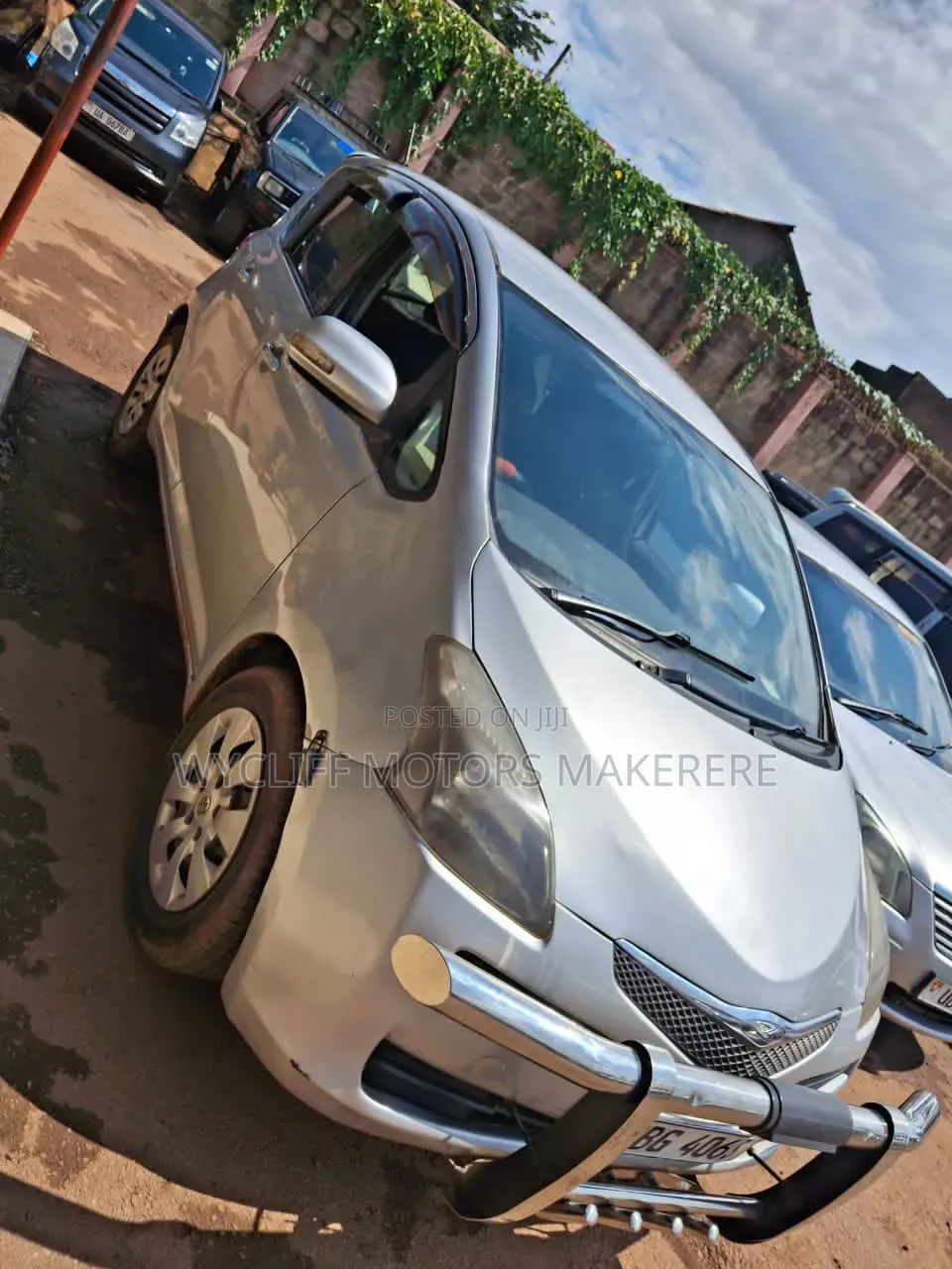 Toyota Voxy 2009 Silver