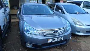 Subaru Outback 2010 Silver