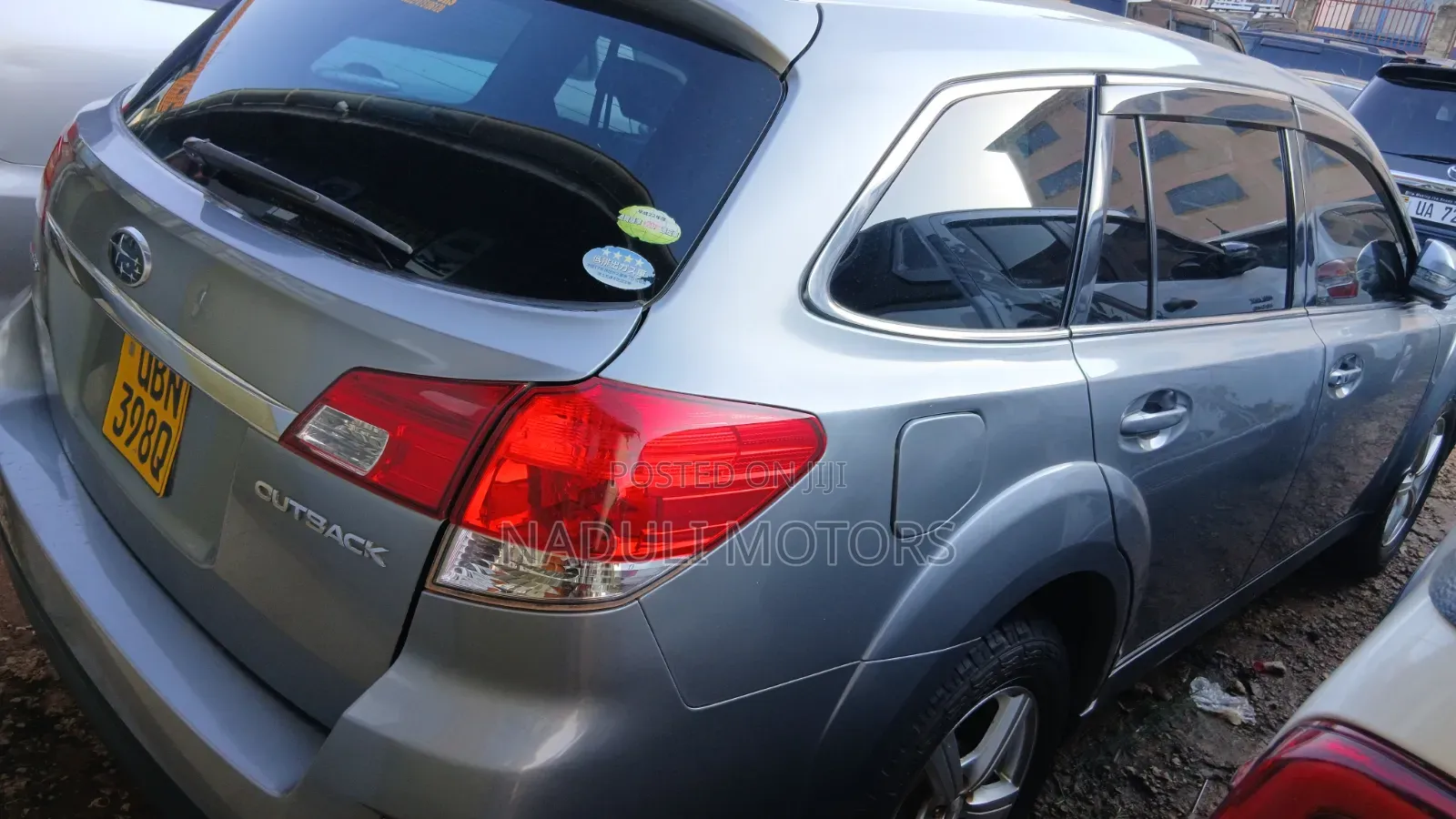 Subaru Outback 2010 Silver