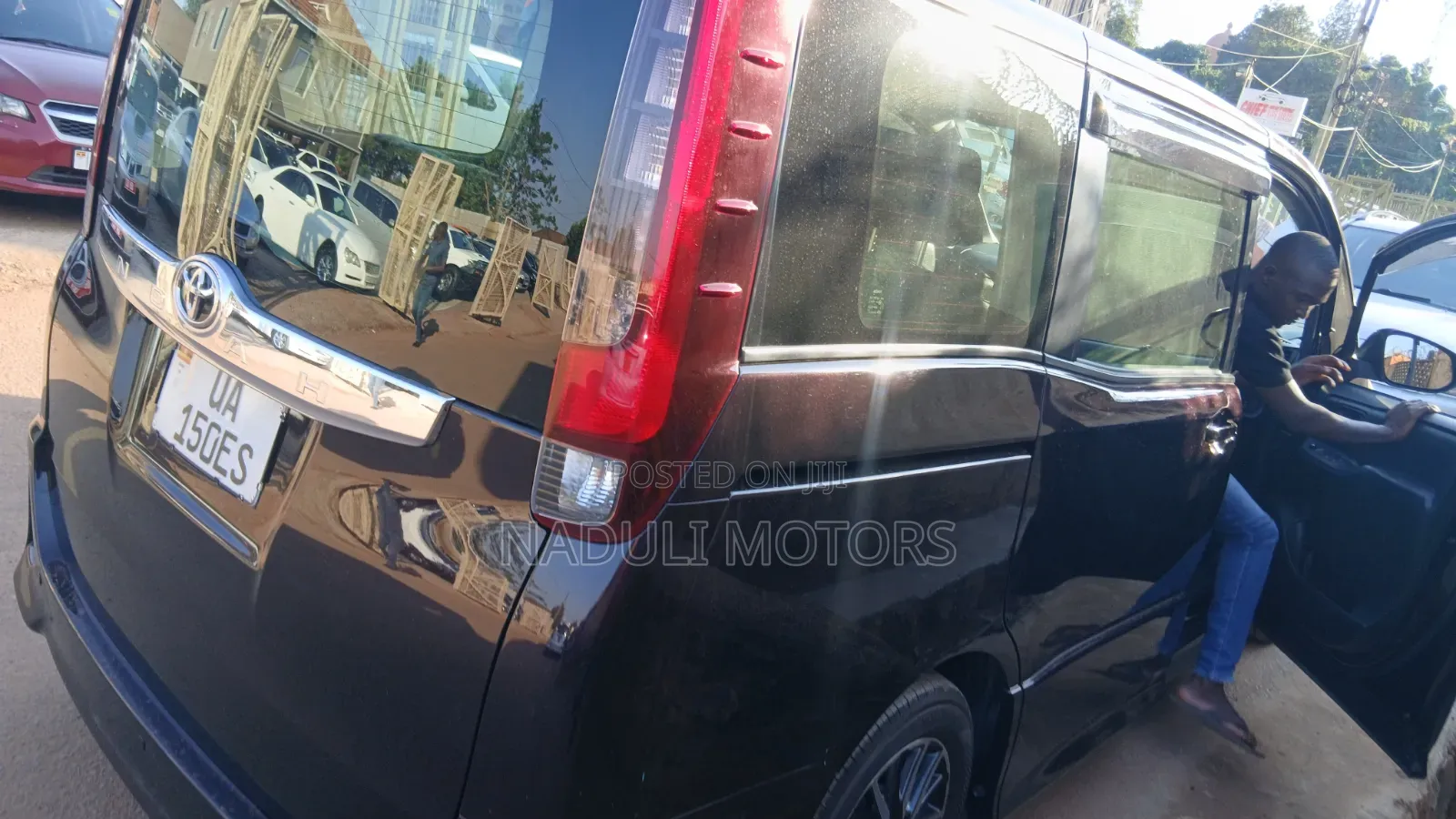 Toyota Noah 2016 Black