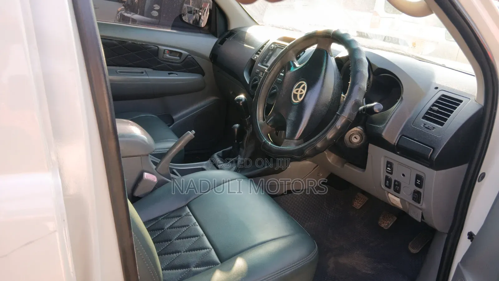 Toyota Land Cruiser Prado 2017 Black