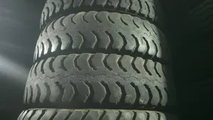 825r16 Used Mudgrip Fuso Tyres