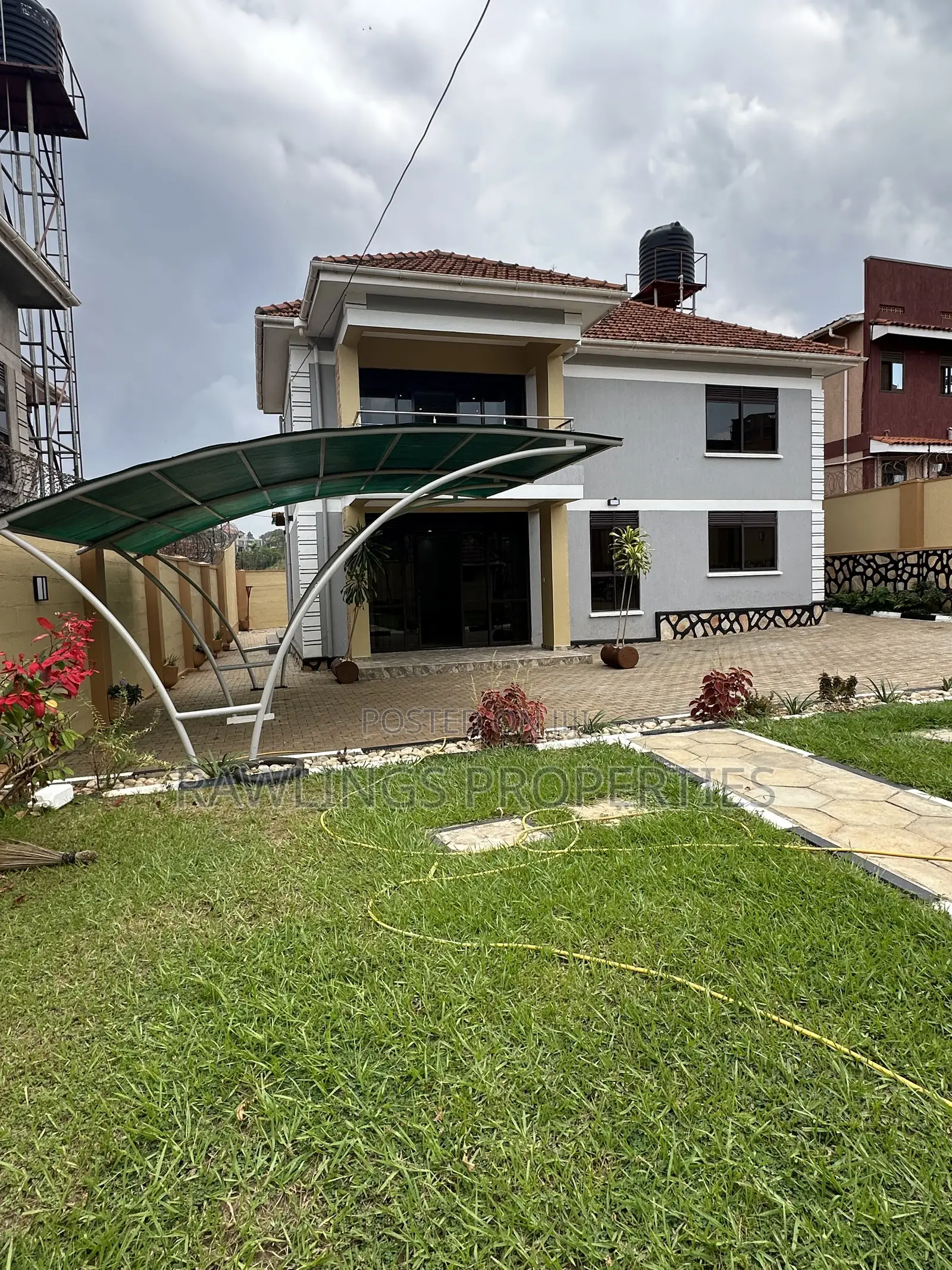 4bdrm Townhouse / Terrace in Canaan Estate, Makindye for rent