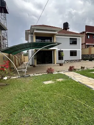 4bdrm Townhouse / Terrace in Canaan Estate, Makindye for rent