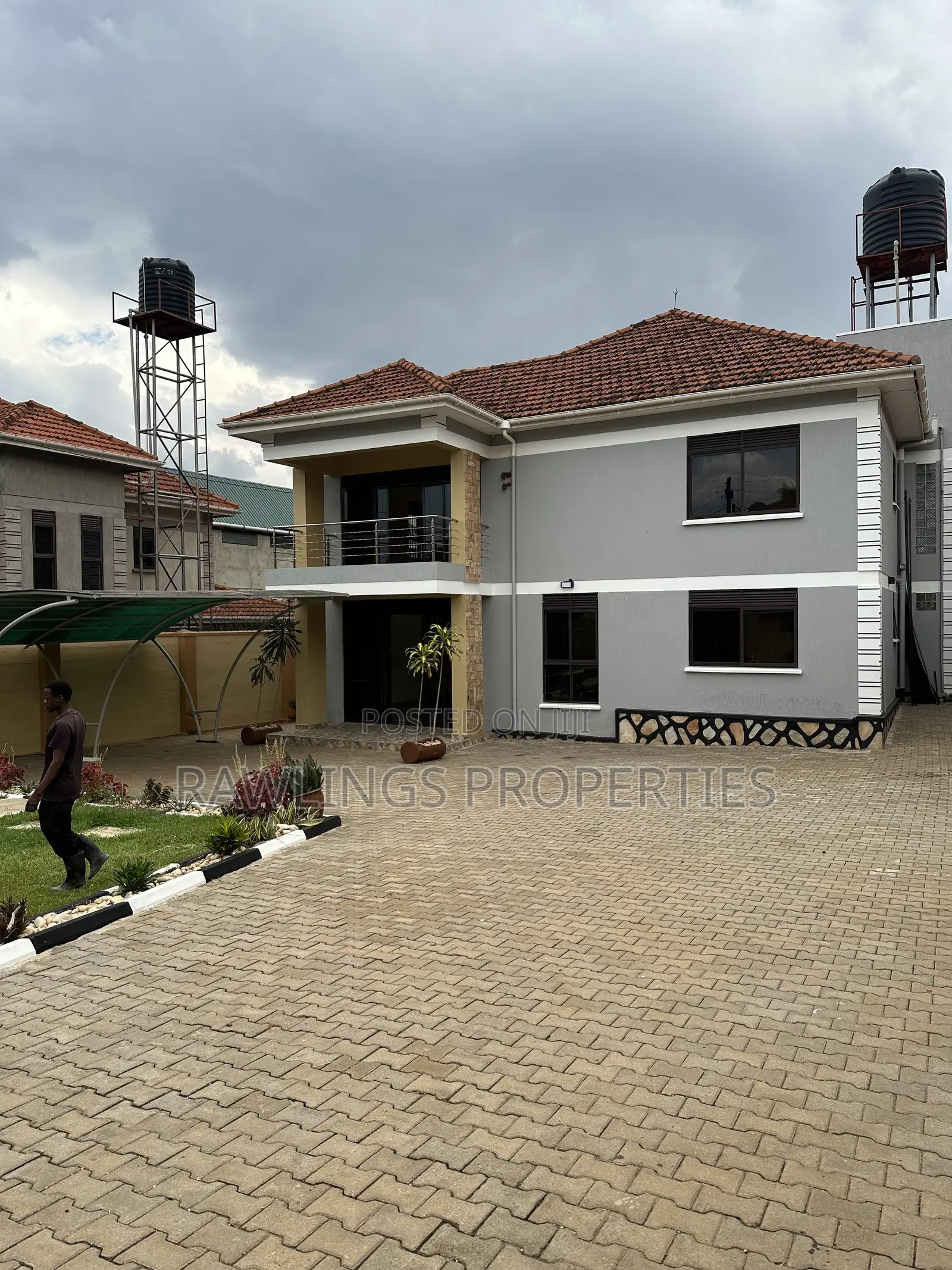 4bdrm Townhouse / Terrace in Canaan Estate, Makindye for rent