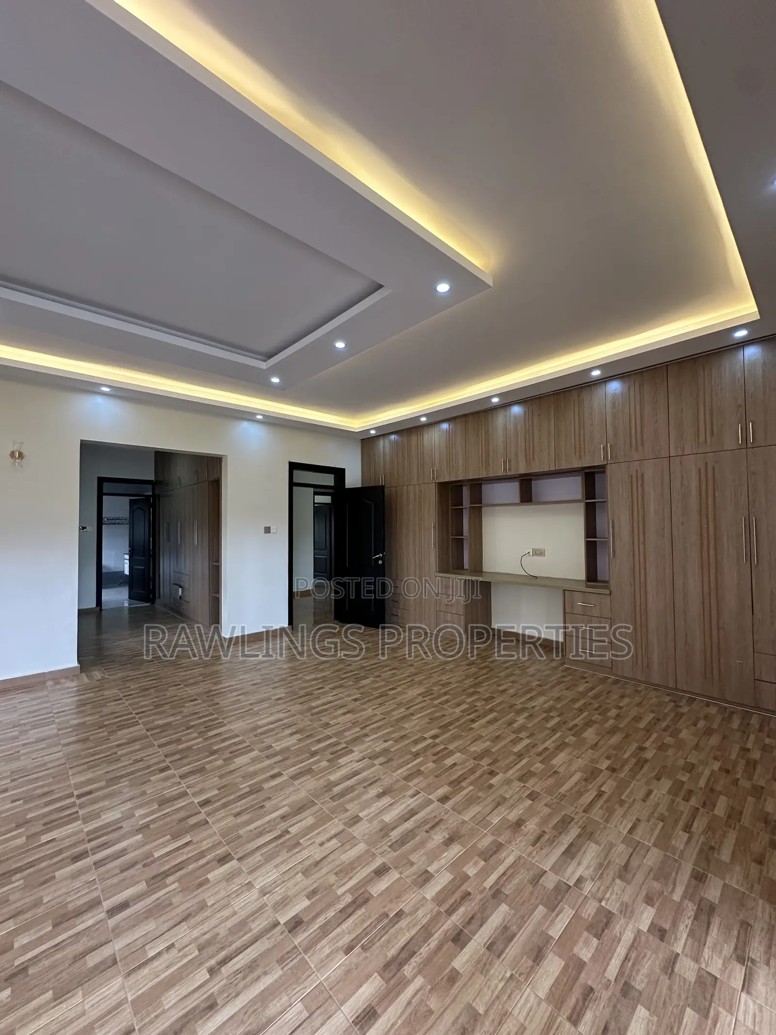 4bdrm Townhouse / Terrace in Canaan Estate, Makindye for rent