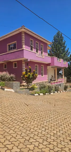 3bdrm Duplex in Bwebajja, Ssisa for rent
