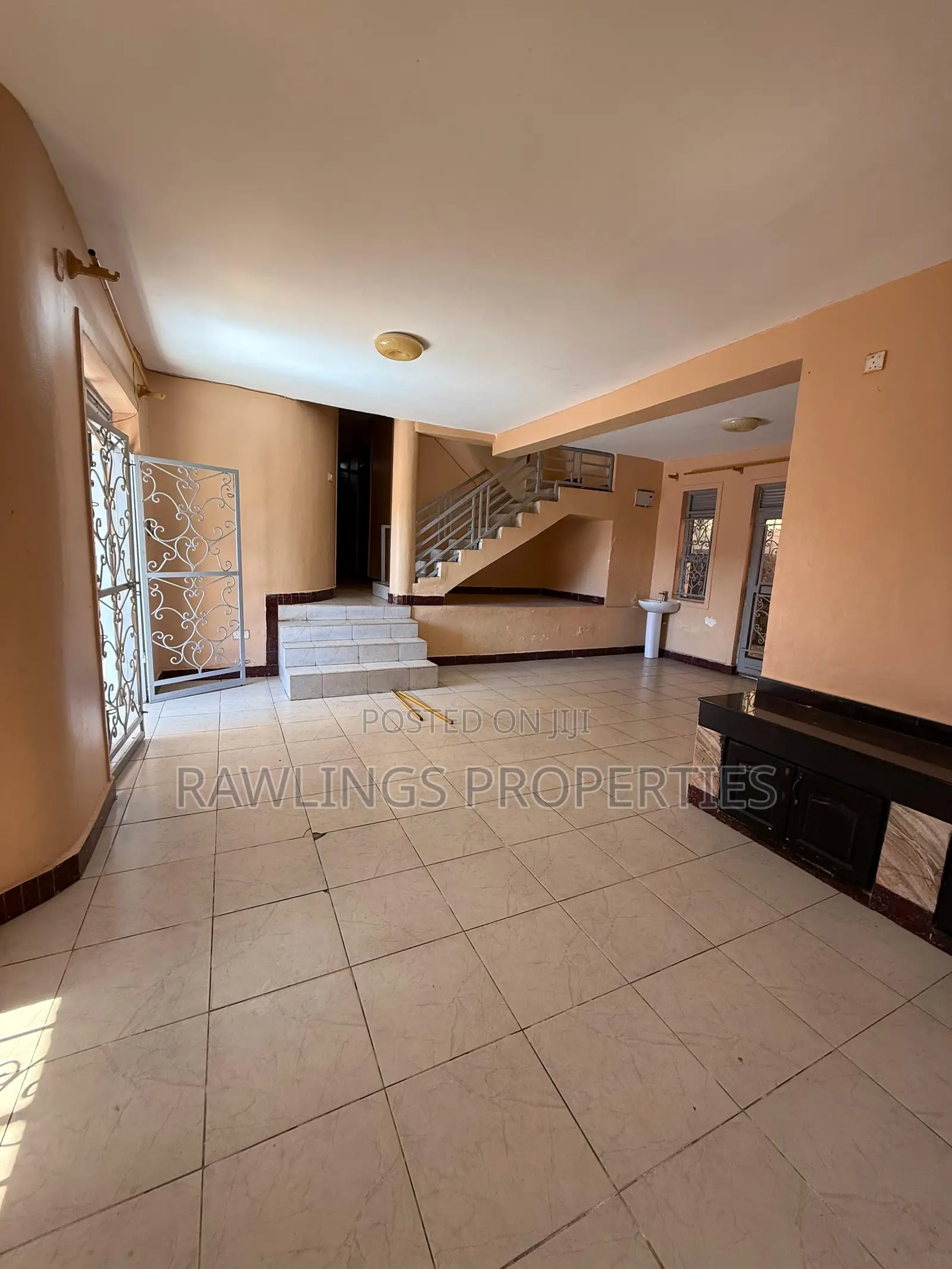 3bdrm Duplex in Bwebajja, Ssisa for rent