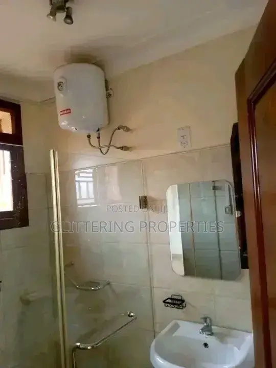 2bdrm Apartment in Jinja Town for rent