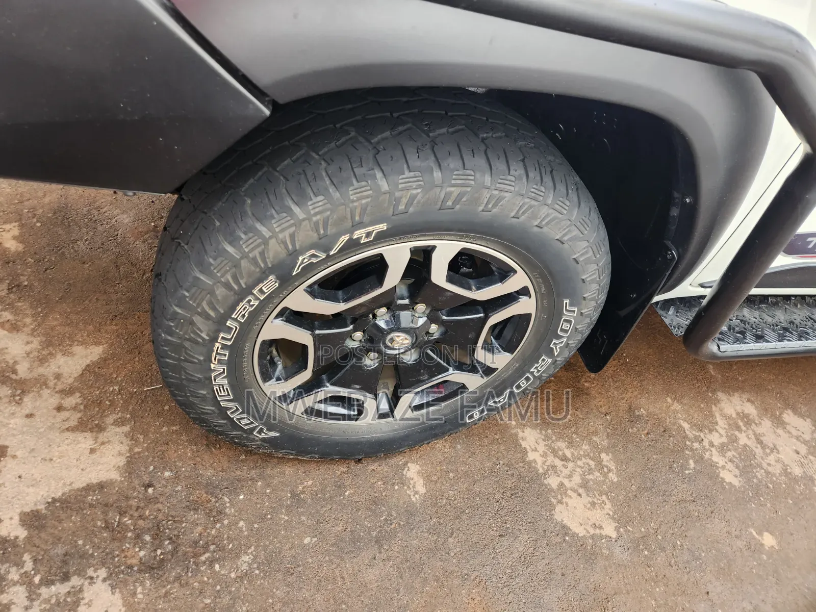 Toyota Hilux 2018 White
