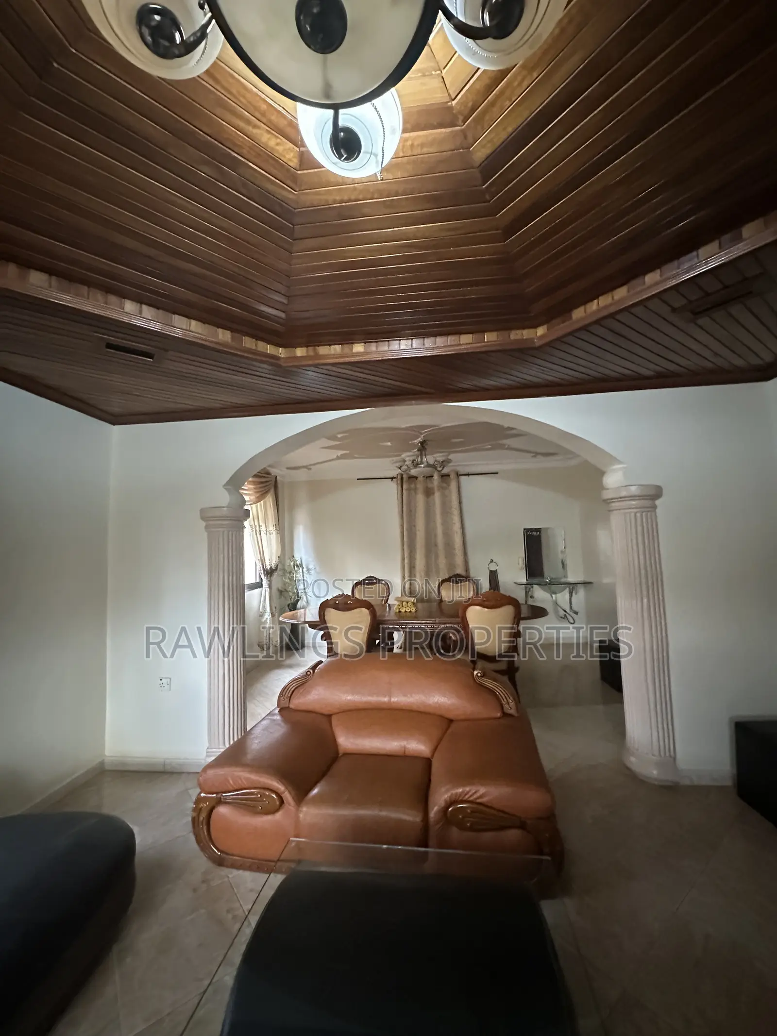5bdrm Duplex in Bunamwaya, Rubaga for sale