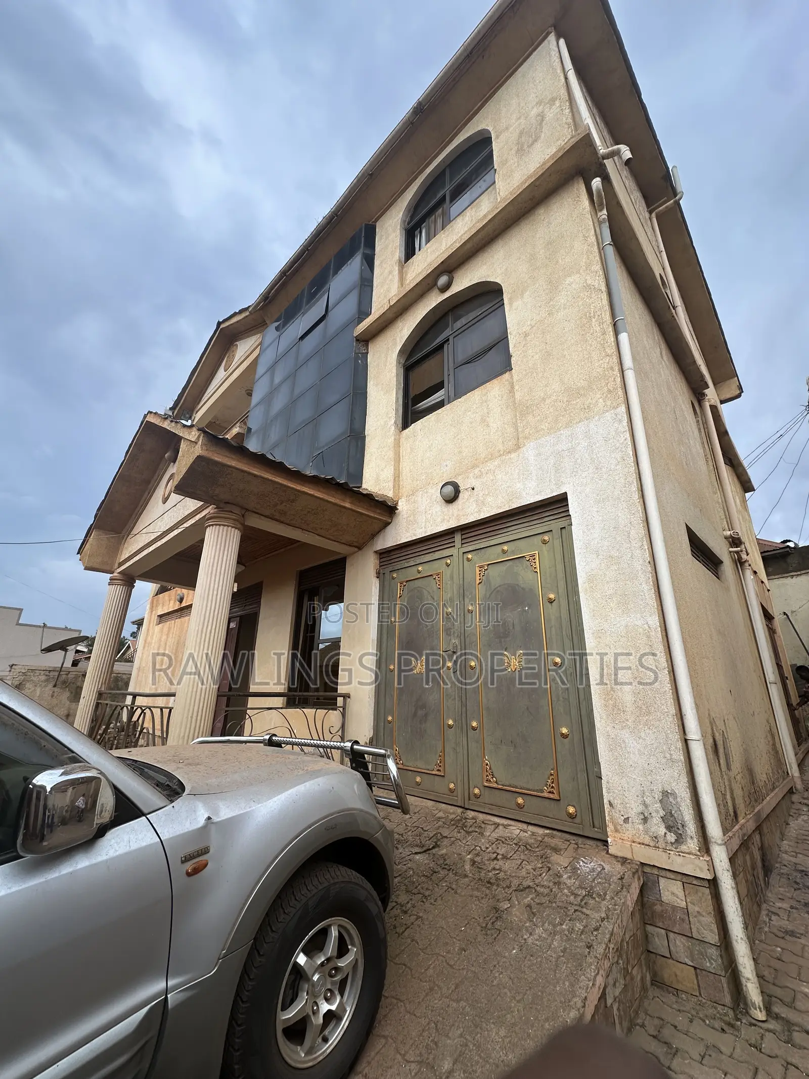 5bdrm Duplex in Bunamwaya, Rubaga for sale
