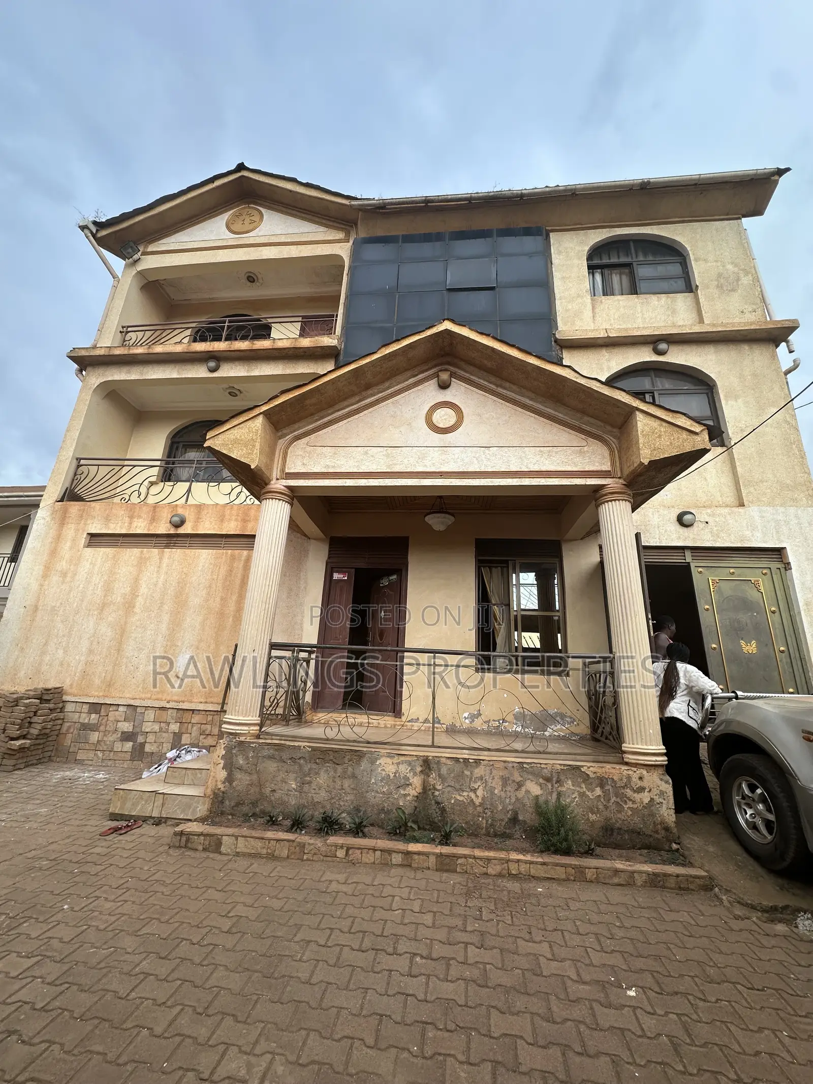 5bdrm Duplex in Bunamwaya, Rubaga for sale