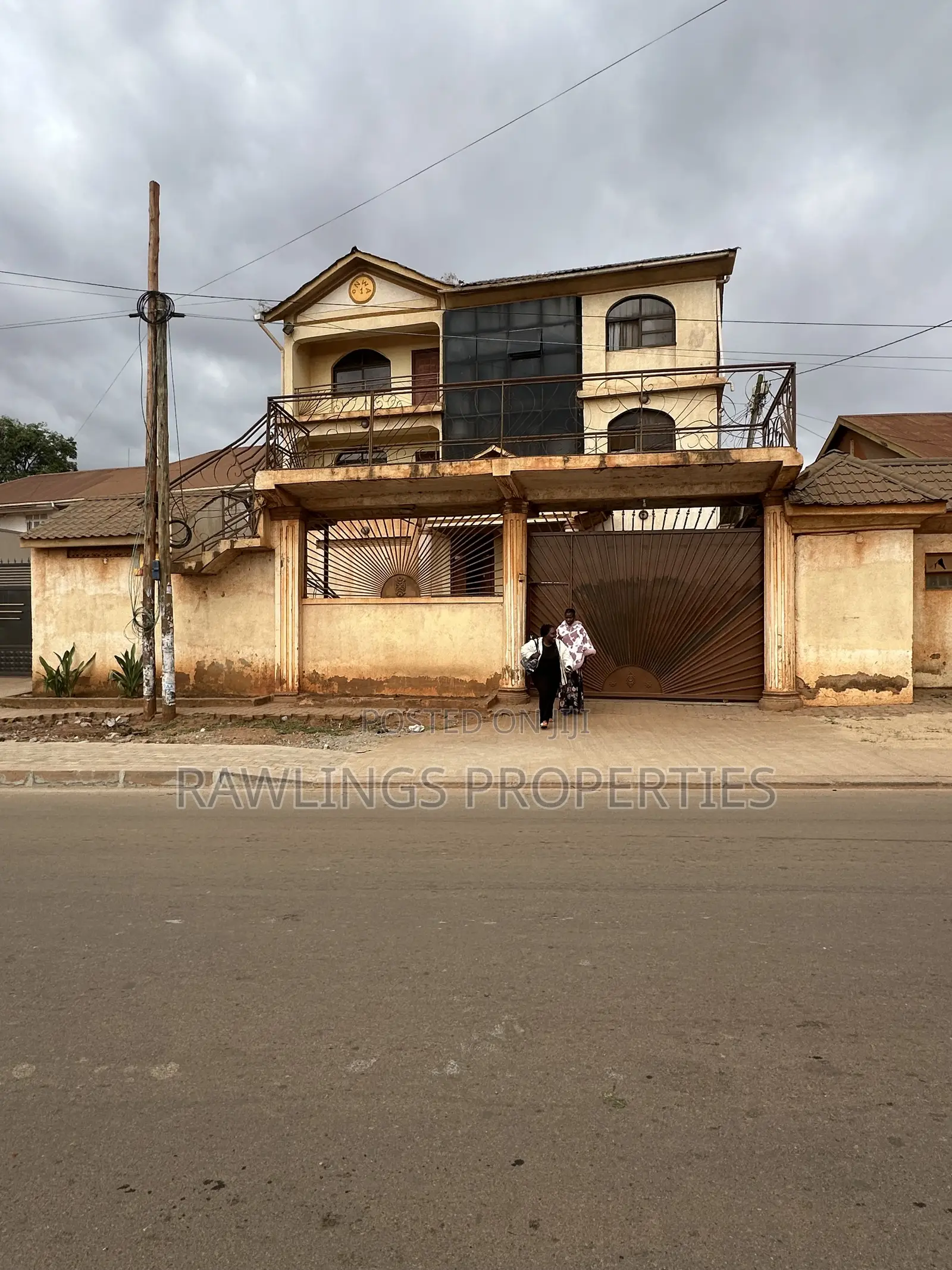 5bdrm Duplex in Bunamwaya, Rubaga for sale