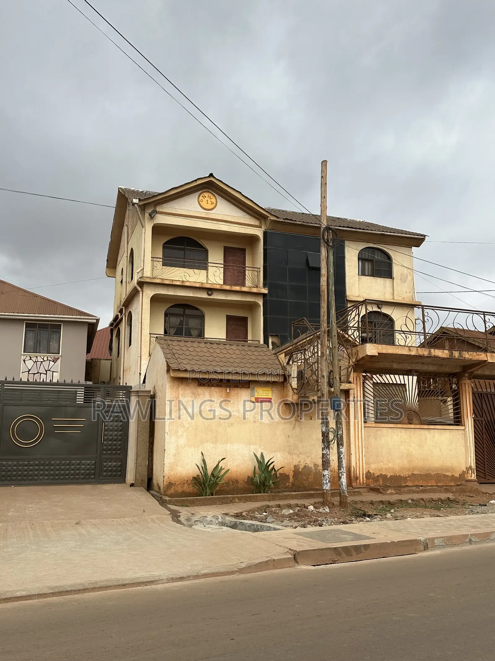 5bdrm Duplex in Bunamwaya, Rubaga for sale