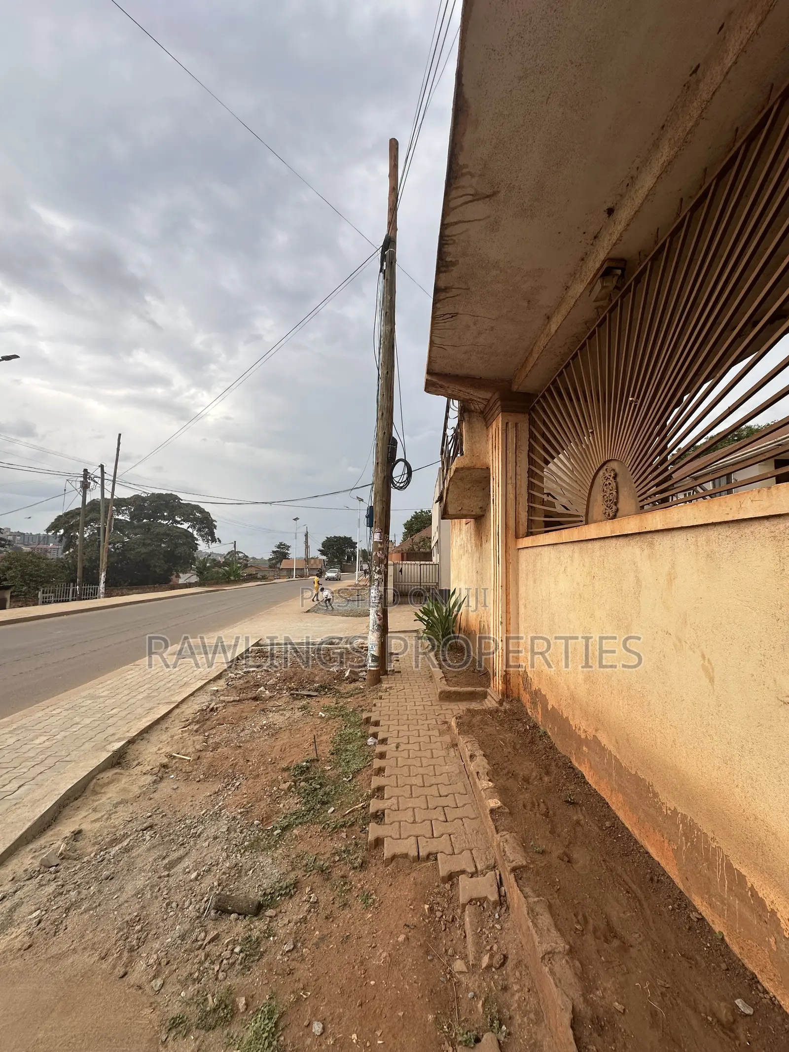 5bdrm Duplex in Bunamwaya, Rubaga for sale
