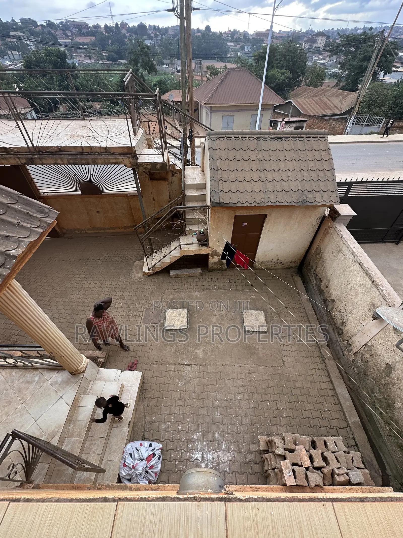 5bdrm Duplex in Bunamwaya, Rubaga for sale