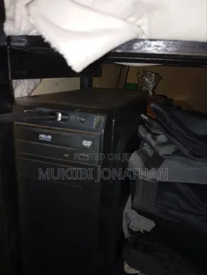 Desktop Computer Asus Chromebox 3 8GB Intel Core i5 HDD 1.5T