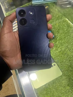 Infinix Smart 7 HD 64 GB Black