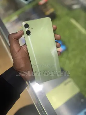 Samsung Galaxy A05 64 GB Green