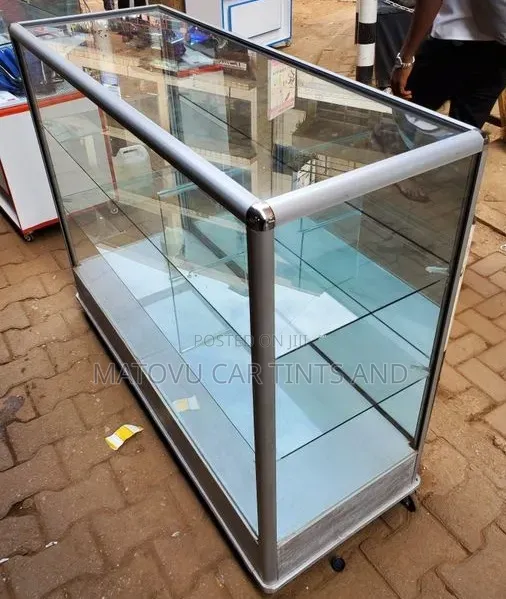 Denis Counter Glass Installations
