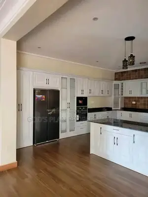 3bdrm Apartment in Naguru Estate, Nakawa for rent