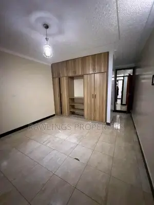 3bdrm Apartment in Martyrs Shrines, Makindye for rent