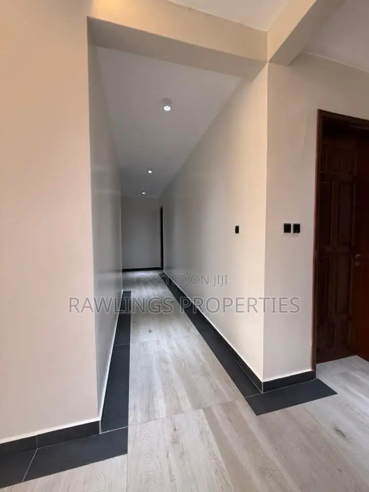 3bdrm Apartment in Kalungu, Makindye for rent