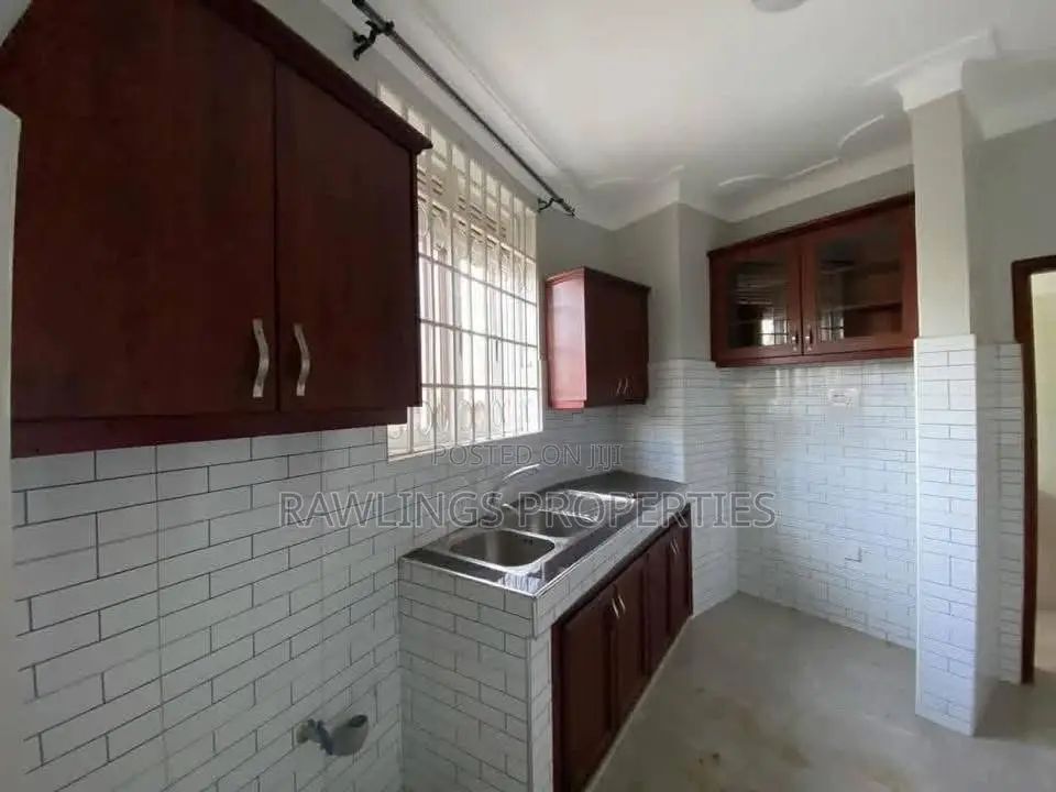 2bdrm Apartment in Kalungu, Makindye for rent