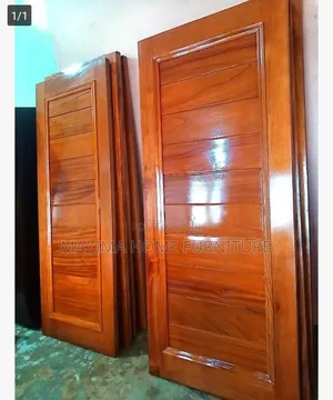 Mahogany Flash Doors