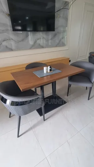 Simple Restaurant Dining Table With 2 Chairs