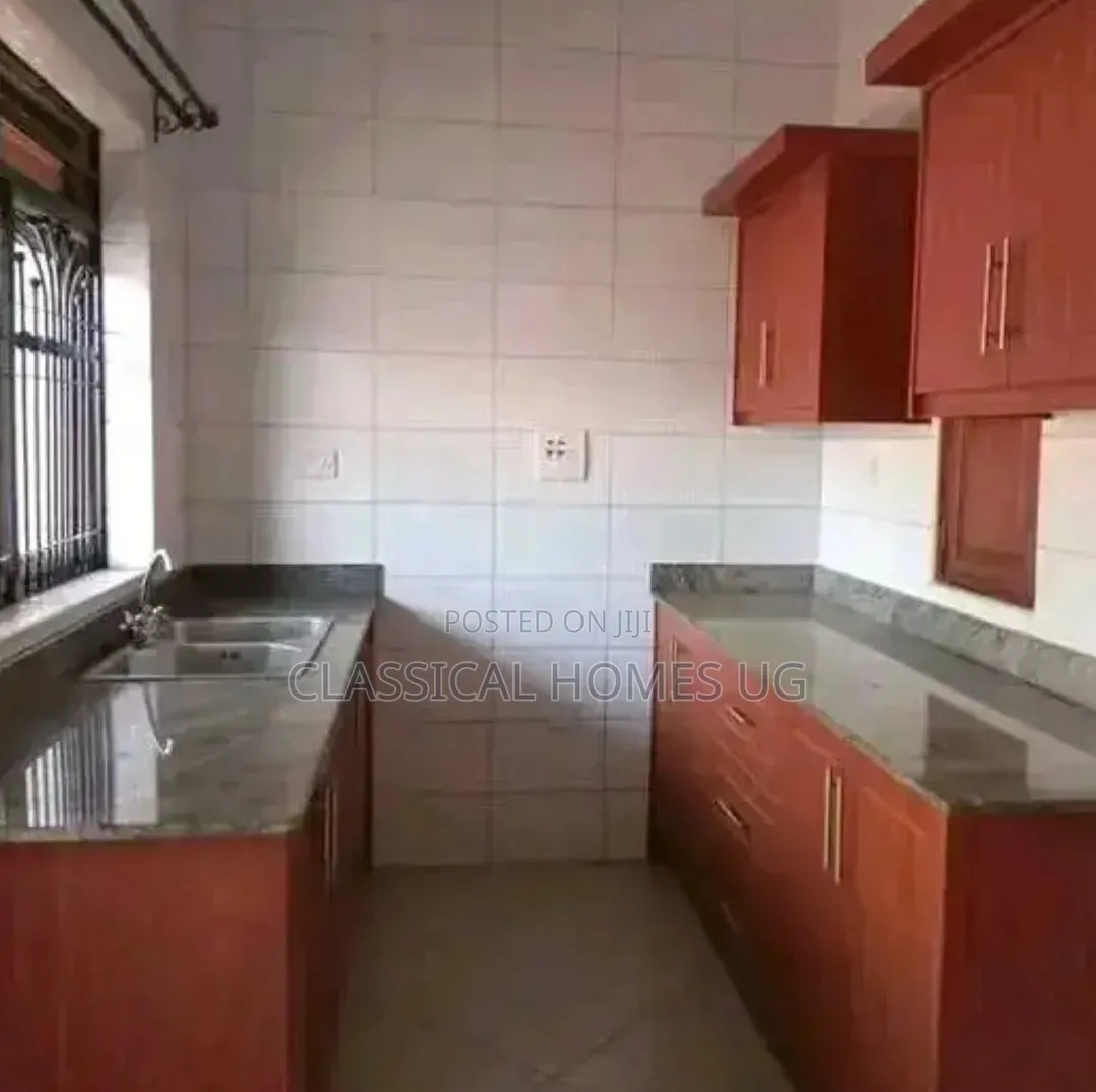2bdrm Apartment in Mutundwe, Central Division for rent