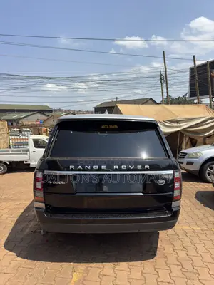 Land Rover Range Rover Vogue 2017 Black