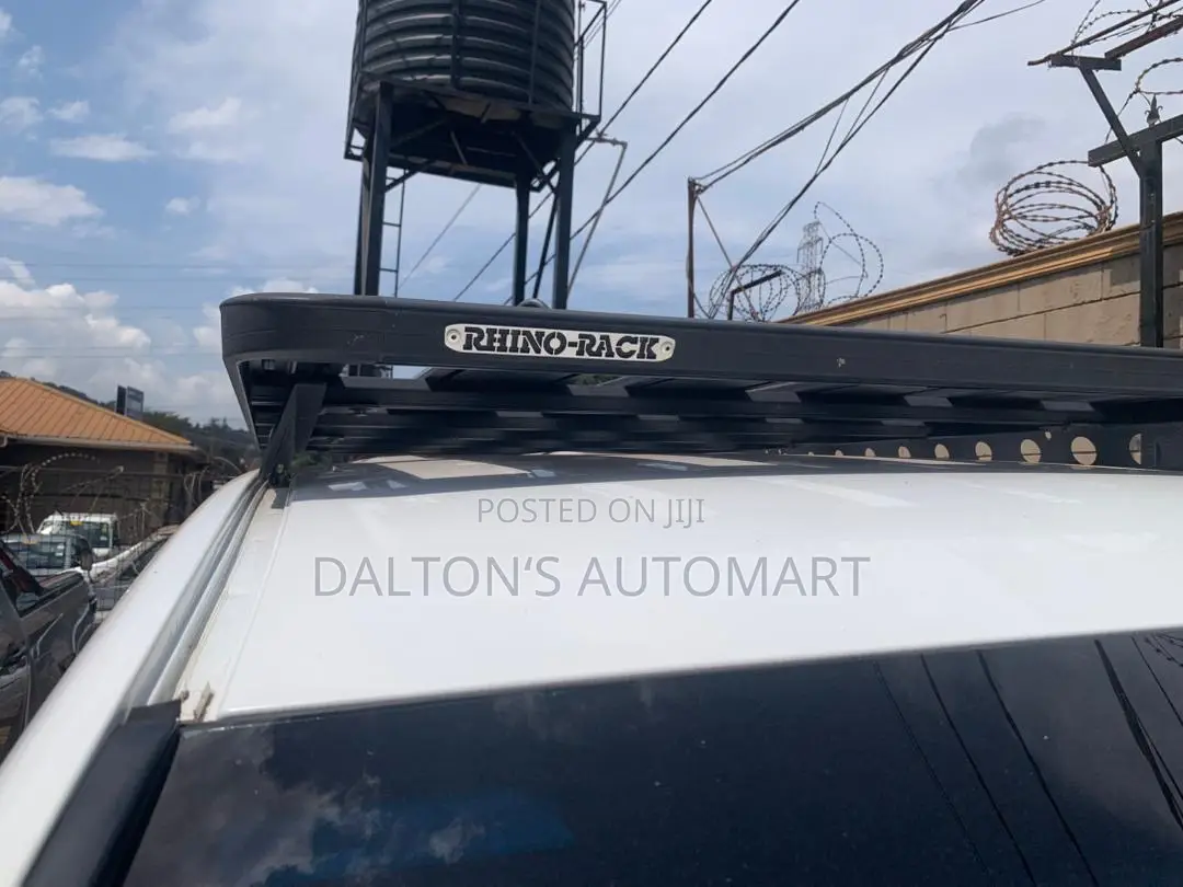 Toyota Land Cruiser Prado 2.8 2019 White